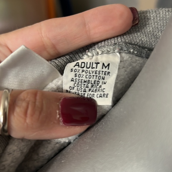 EUC UNIVERSITY OF GA SWEATSHIRT—MED - Picture 3 of 4